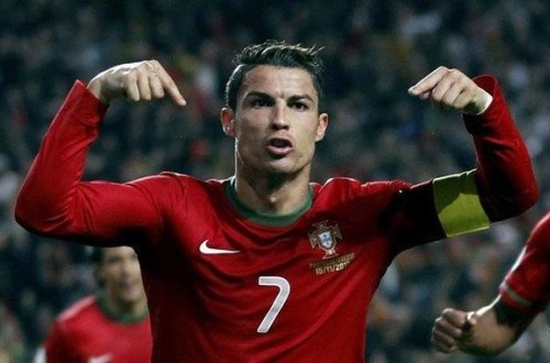 Ronaldu jurnalistin mikrofonunu gölə atıb