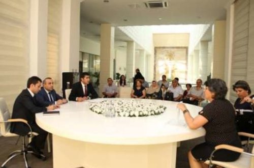 Azay Quliyev seçiciləri ilə növbəti görüşünü keçirdi