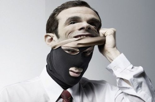 Bərdədə vəzifəli şəxs şantaj edildi