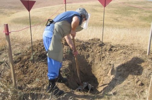 Tərtər və Füzulidə partlamamış hərbi sursat tapılıb