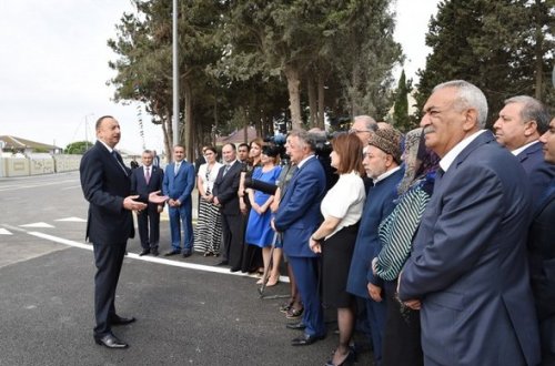 Prezident nardaranlılarla görüşdü