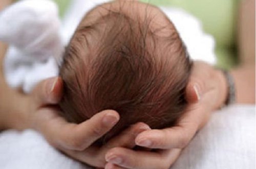 Azərbaycanda bir ildə 2000 körpə ölüb