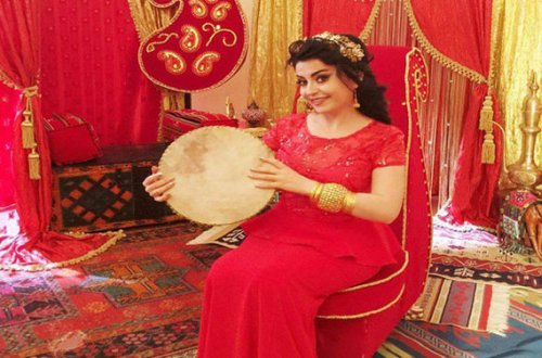 İtkin düşən müğənni: 