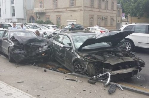 Nəsimi rayonunda yol qəzası baş verib