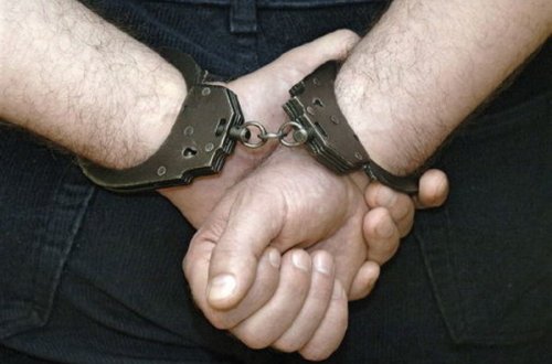 Dələduzluqda təqsirləndirilən şəxsin apellyasiya şikayəti üzrə məhkəmə prosesi başlayıb