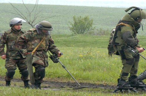 ANAMA 14 partlayış yerini yoxladı