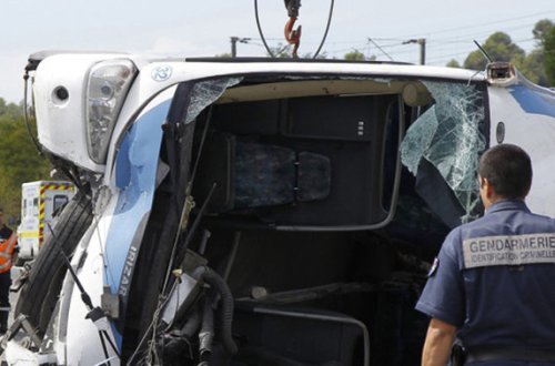 Sumqayıtda 3 yük maşını toqquşdu