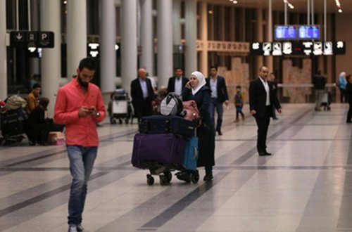 Rusiyalı Livandan 90 min saxta dollar çıxarmaq istədi