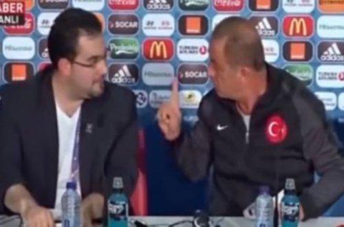 Fatih Terim yenə özündən çıxdı
