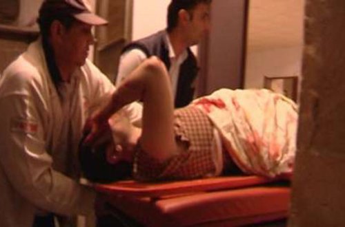 Nəvə nənəsinin evində özünü bıçaqladı