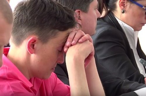 Savçenko Ali Radanın iclasında yatdı