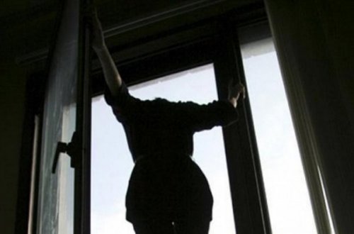 Bakıda 92 yaşlı qadın intihar etdi