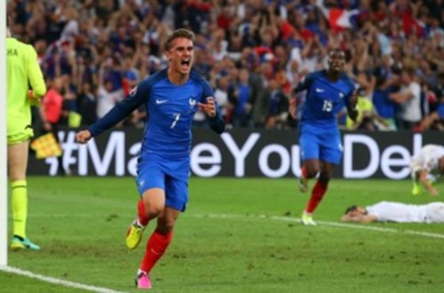 Fransa 1/8 finala vəsiqə qazandı