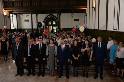 Nəsimi rayonundakı 11 nömrəli Xüsusi Təhsil Məktəbinin  şagirdlərinin  “Son zəng”  tədbiri keçirilmişdir