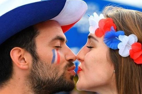 Avropa çempionatının ən gözəl qadın azarkeşləri