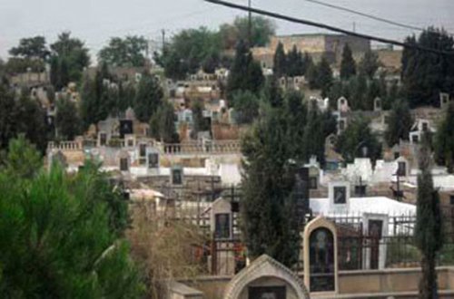 Bakıda qəbiristanlıq yandı