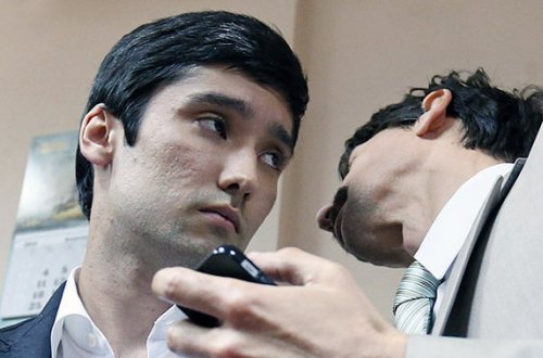 Ələkbərovun müavininin avtoşluq edən oğlu həbsxanadan çıxdı