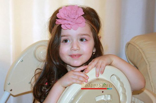 Qızı Cavidi həbsdə yox, işdə bilir