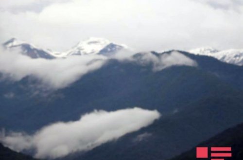 Zaqatalaya qar yağıb