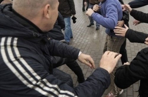 Erməni azərbaycanlı tələbəni döyüb