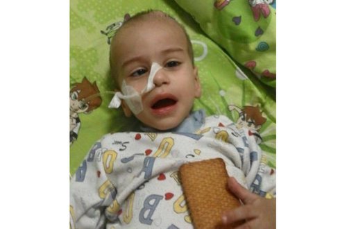 Qəhrəman hərbçimizin övladı ölüm ayağındadı