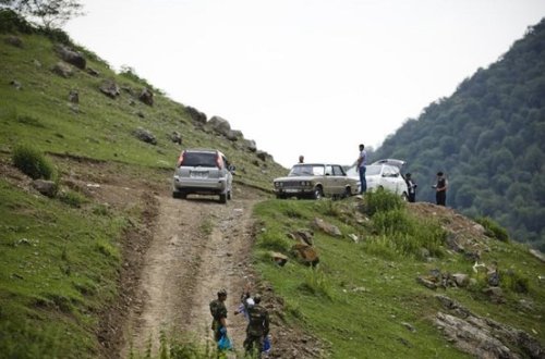 Ermənistana keçən qadının anası: