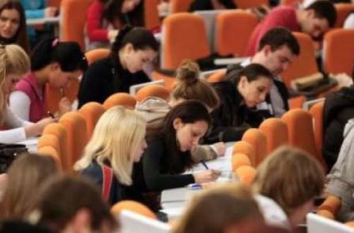 300 tələbə təqaüdə layiq görülüb