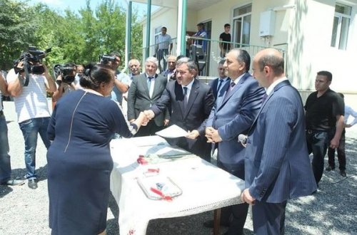 Şəhid ailələrinə mənzillər verildi