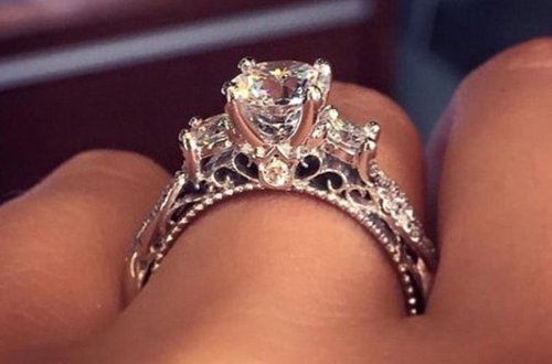 Dünyanın ən gözəl nişan üzüyü SEÇİLDİ