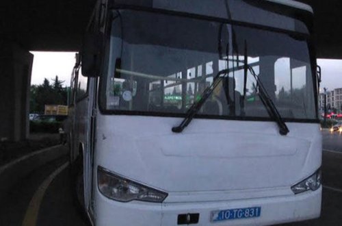 Bakıda sərnişin avtobusu qəza törətdi