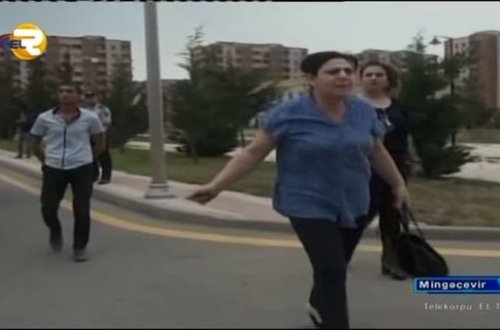 Mingəçevirdə yolda qalan sərnişinlər polisin üstünə gəldi