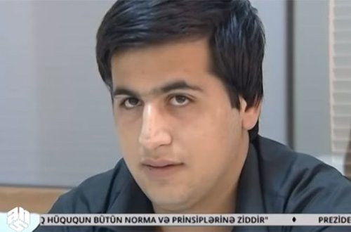 Bacısı ilə əl-ələ gəzən dostunu bıçaqladı