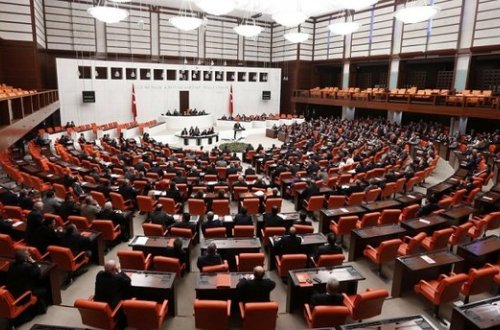 Türk deputatların toxunulmazlıq hüququ ləğv edildi