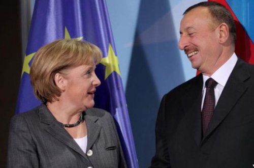Əliyevlə Merkel görüşdü