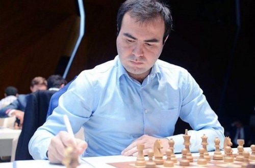 Məmmədyarov qalib oldu