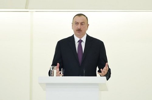 Sarkisyan bir cümlədə dörd yalan danışır