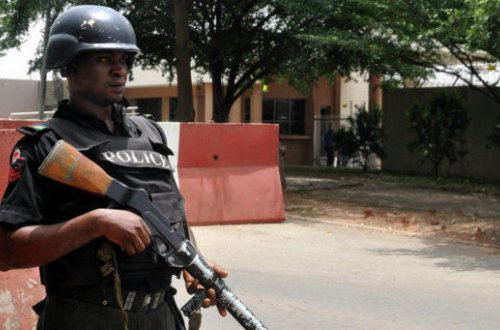 Nigeriyada gəmiyə hücum: