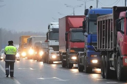 Türkiyə Rusiya tırları üçün viza rejimi tətbiq etdi