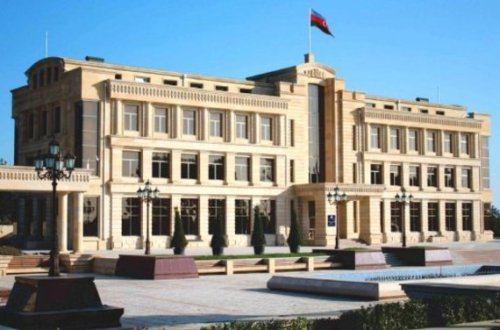 Qəbələ rayon icra hakimiyyəti başçısının müavini  Arif Allahverdiyevin oğlanlarının