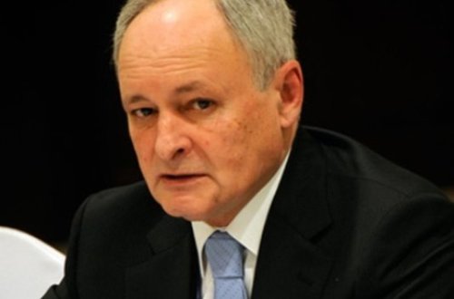 Nazir qəzaya düşən tələbələrə