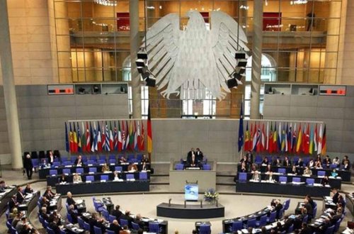 Türklər Almaniyada ayağa qalxdı