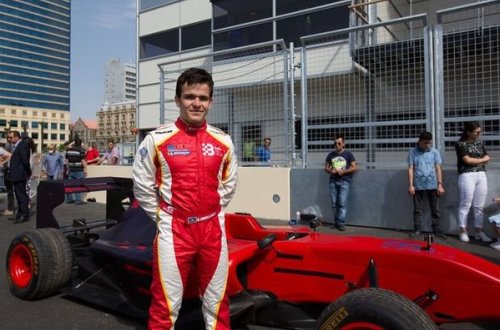 Azərbaycan pilotu Bakıda “Formula-1” trekini sınaqdan keçirib