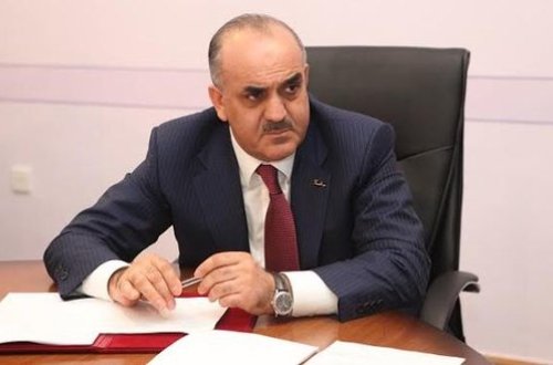 Təqaüdünü Səlim Müslümova bağışlayan şəhid anası