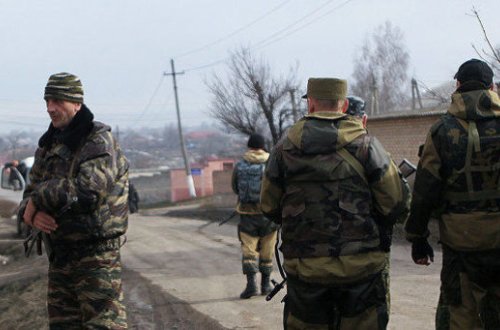 Rusiyada polisləri tərk silah edərək terrorçunun cəsədini götürdülər