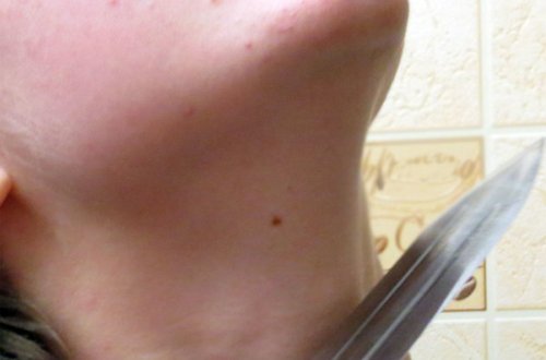 Bakıda dəhşətli olay: qardaş bacısını amansızlıqla öldürdü