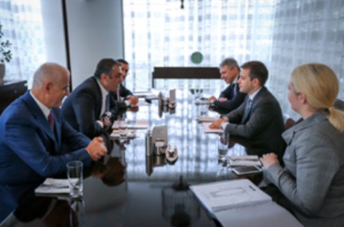 Rusiya ilə rabitə və yüksək texnologiyalar sahəsində əməkdaşlıq müzakirə edilib