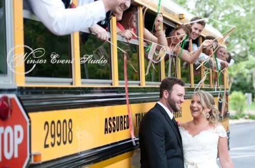 32 yaşlı müəllimə 18 yaşlı şagirdə qoşulub qaçdı