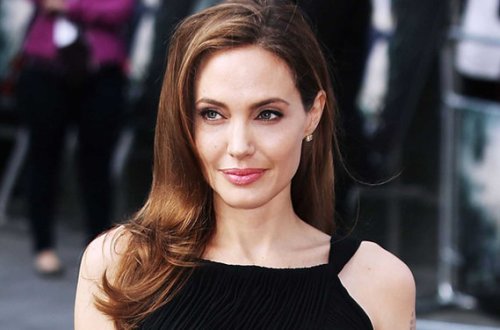 Ancelina Coli London İqtisadiyyat Məktəbində