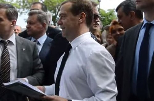 “Pul yoxdur, möhkəm olun”