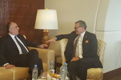 Elmar Məmmədyarov Kosta-Rika xarici işlər və etiqad naziri ilə görüşüb